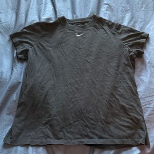 Unisex Black Nike Tee XXL